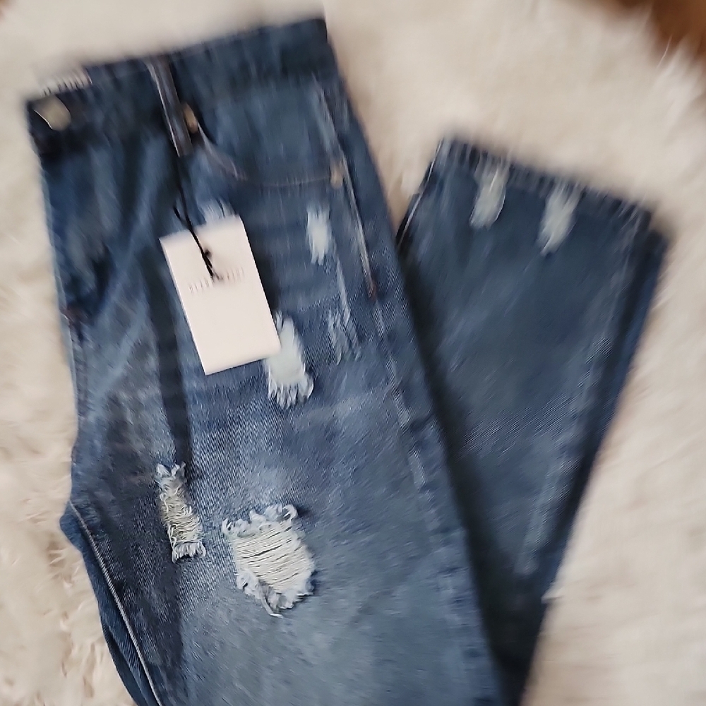 Blank Paige Trendy Distressed Boyfriend Jeans in Blue - Picture 8 of 10